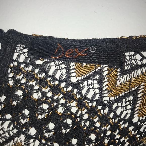 Black and Gold lace dress - Picture 3 of 3